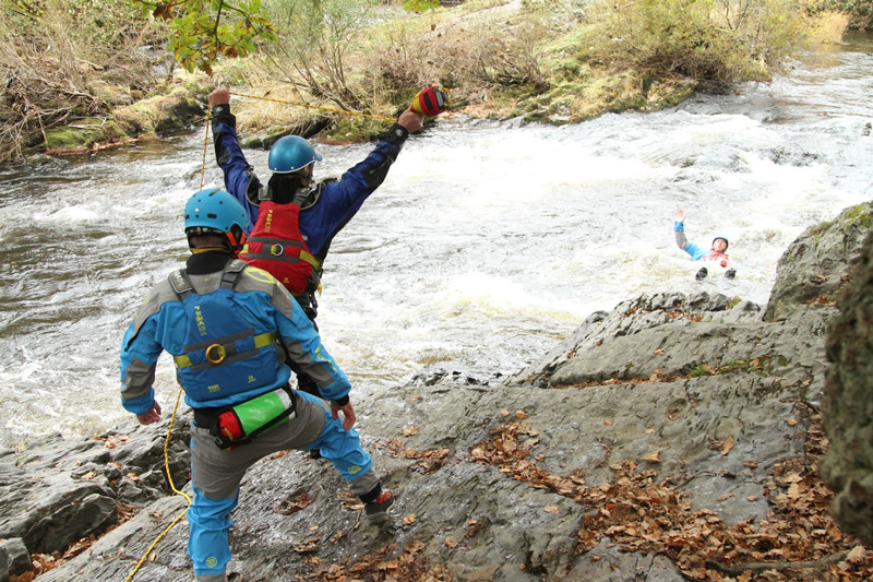 White Water Safety & Rescue (WWS&R) | Mountain Water Expeditions, Water Safety Courses